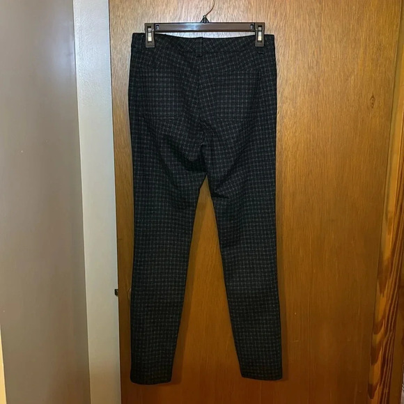Calvin Kline Plaid Flat Front Perfect For The Office Size 4 NWT - Picture 8 of 10